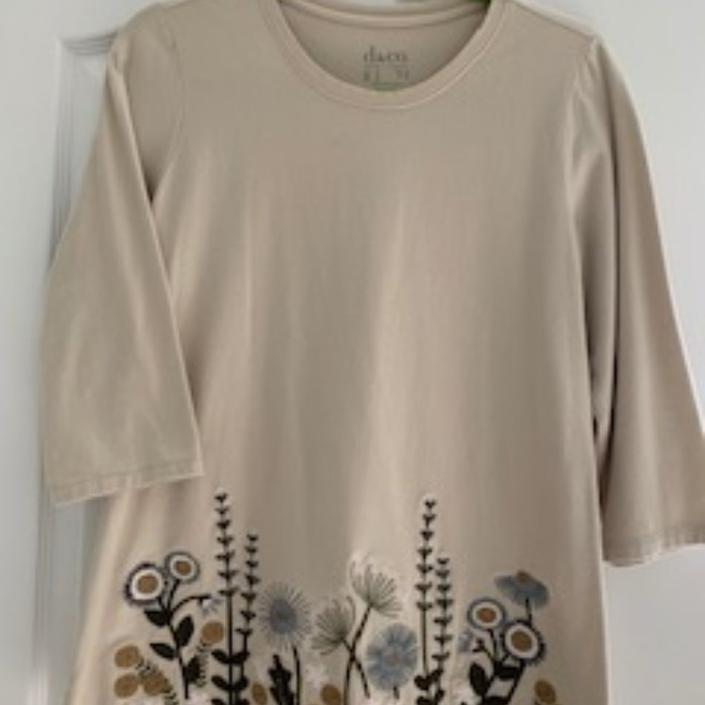 Tunic 3/4 length sleeve  Size S